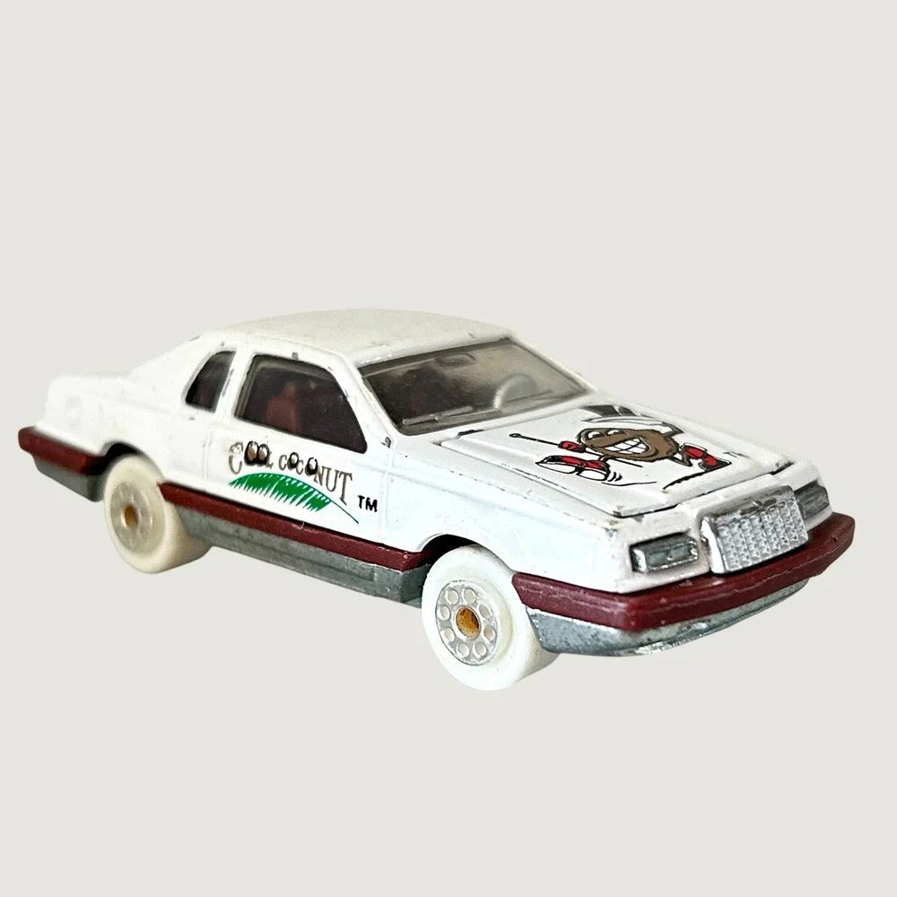 1980's Majorette Ford Thunderbird Smelly Speeders Cool Coconut White Diecast Car